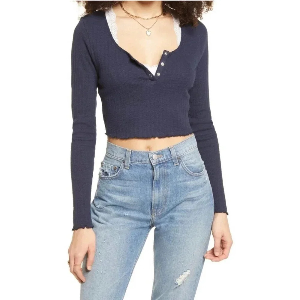 BP Women Navy Blue Long Sleeve Scoop Henley Neck Rib Knit Crop Top Large NWT